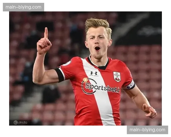 战术板：解析雷恩队本赛季定位球得分率冠绝法甲的秘诀